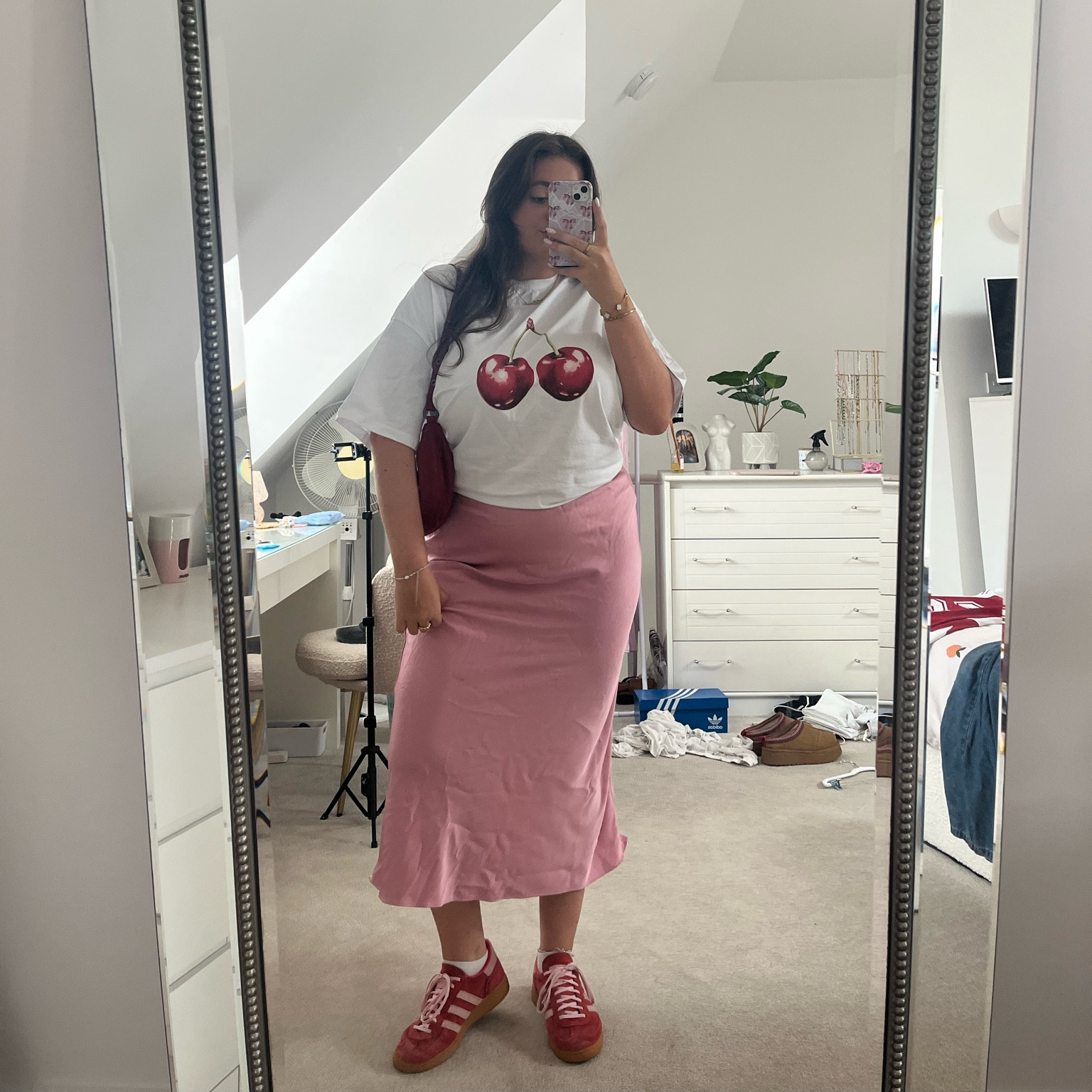 day 1/7 of end-of-summer transitional outfits as a size 14 babe!!!🩷🩷 *because wtf are we all wearing atm?!🤣🤣* 

#LTKmidsize #LTKautumn #LTKuk