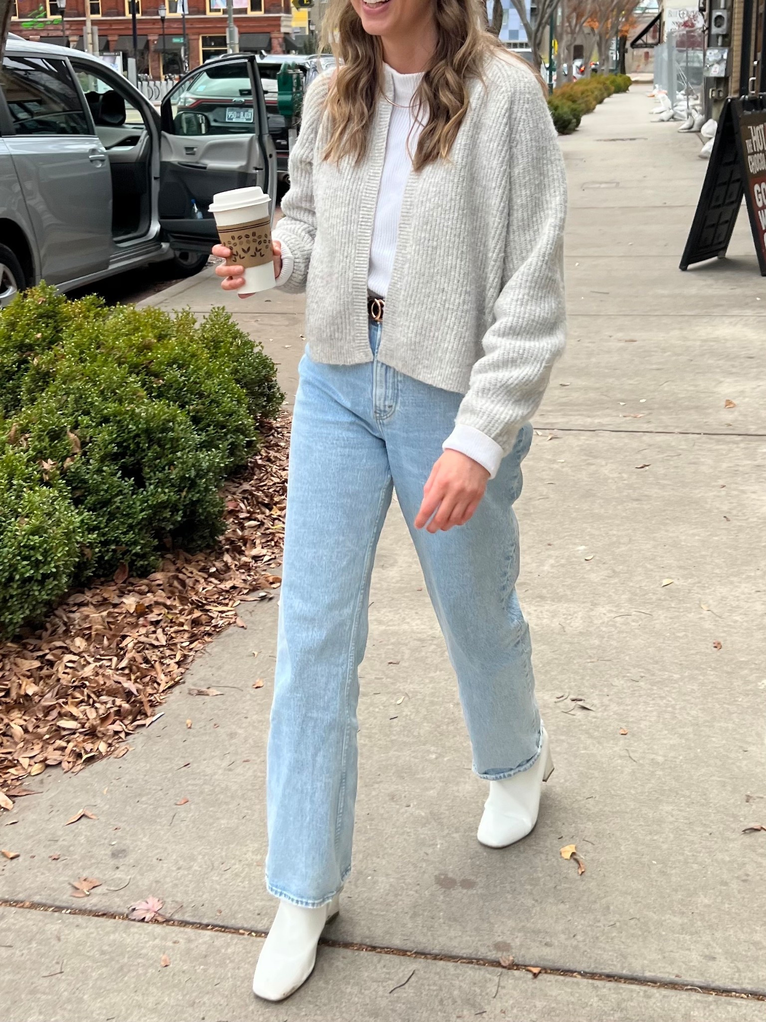 elevated casual fall/winter outfit

(related search: white ankle boots, light gray chunky cardigan, light toned outfit, transitional outfit)

#LTKSeasonal #LTKFindsUnder100 #LTKFindsUnder50