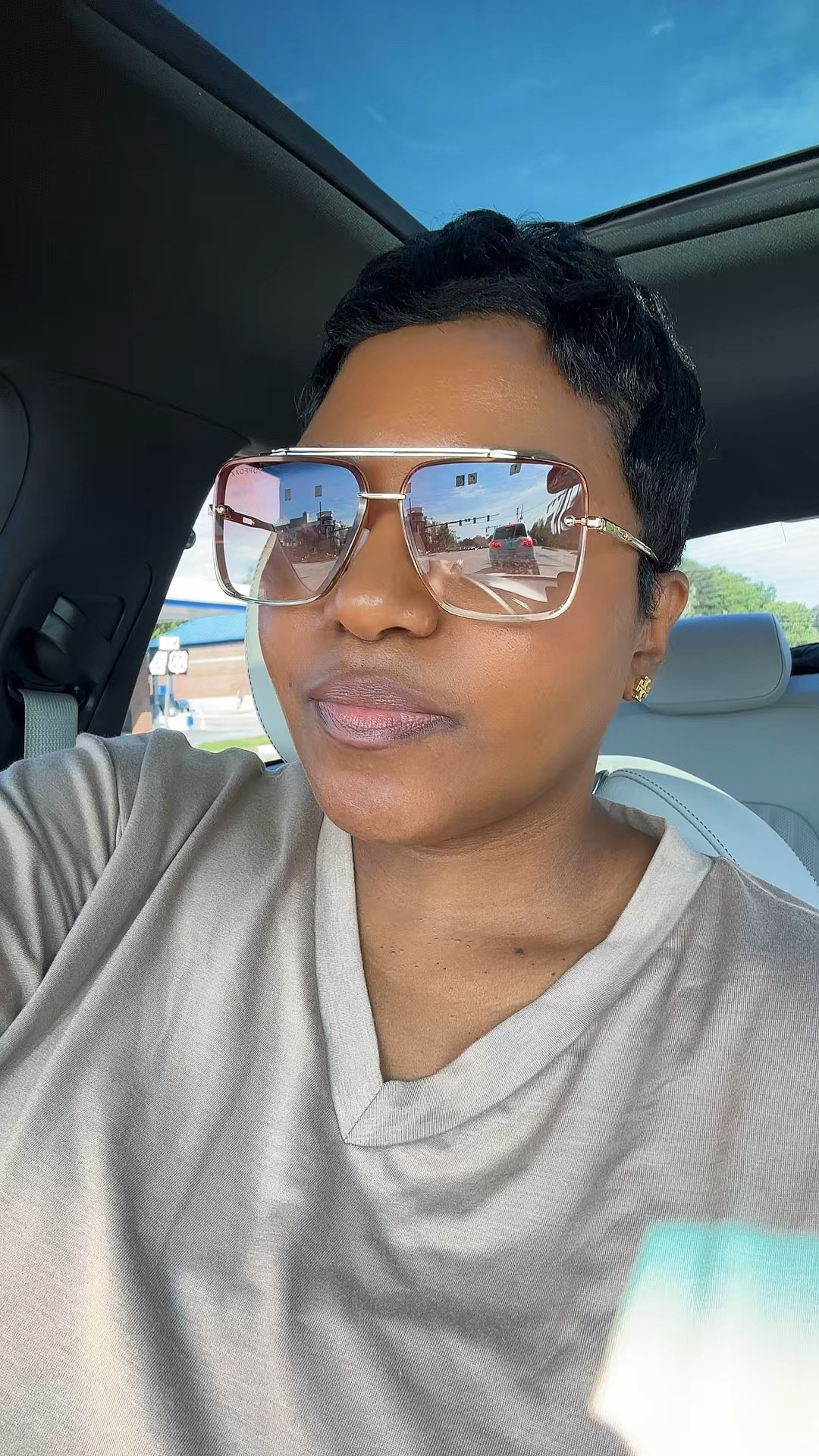 Super Foxxy sunglasses! #sunglasses #womenaviators #topfoxx 

#LTKOver40 #LTKStyleTip #LTKSeasonal