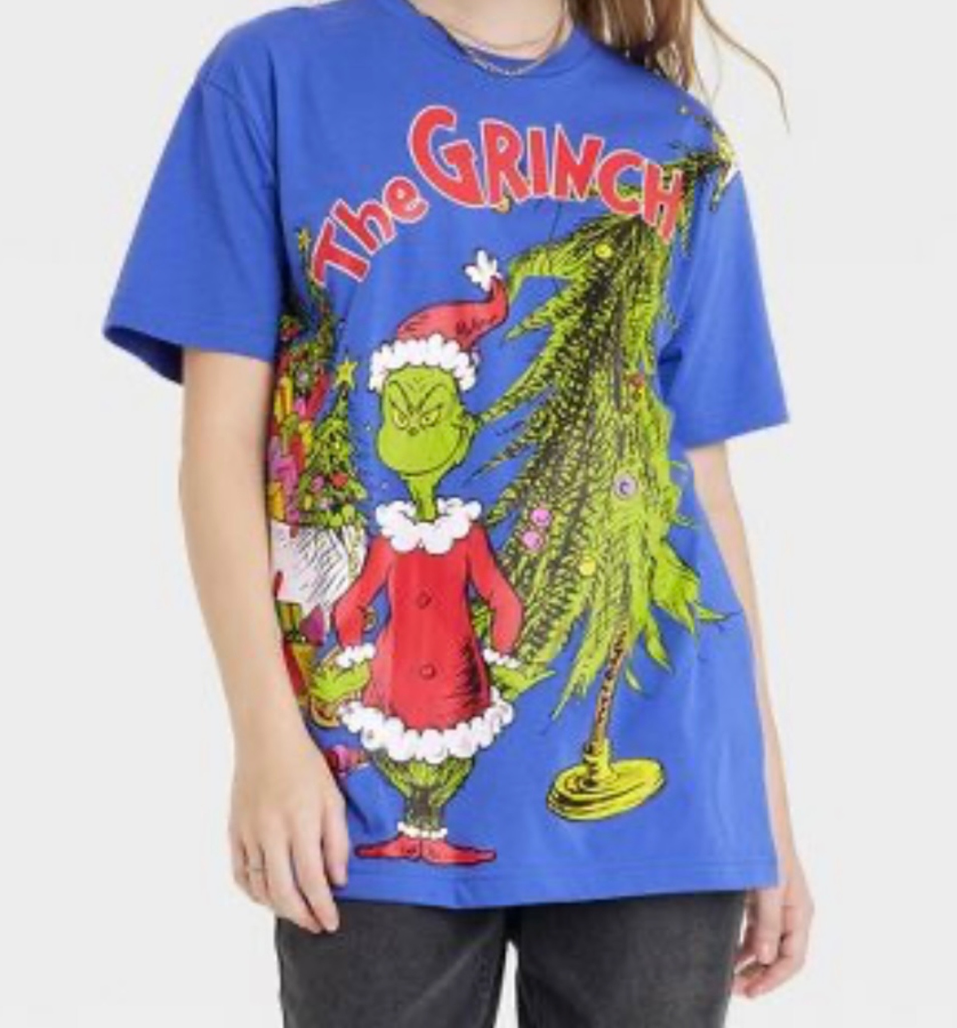 Oversized Grinch shirt 💚

#LTKSeasonal #LTKcurves