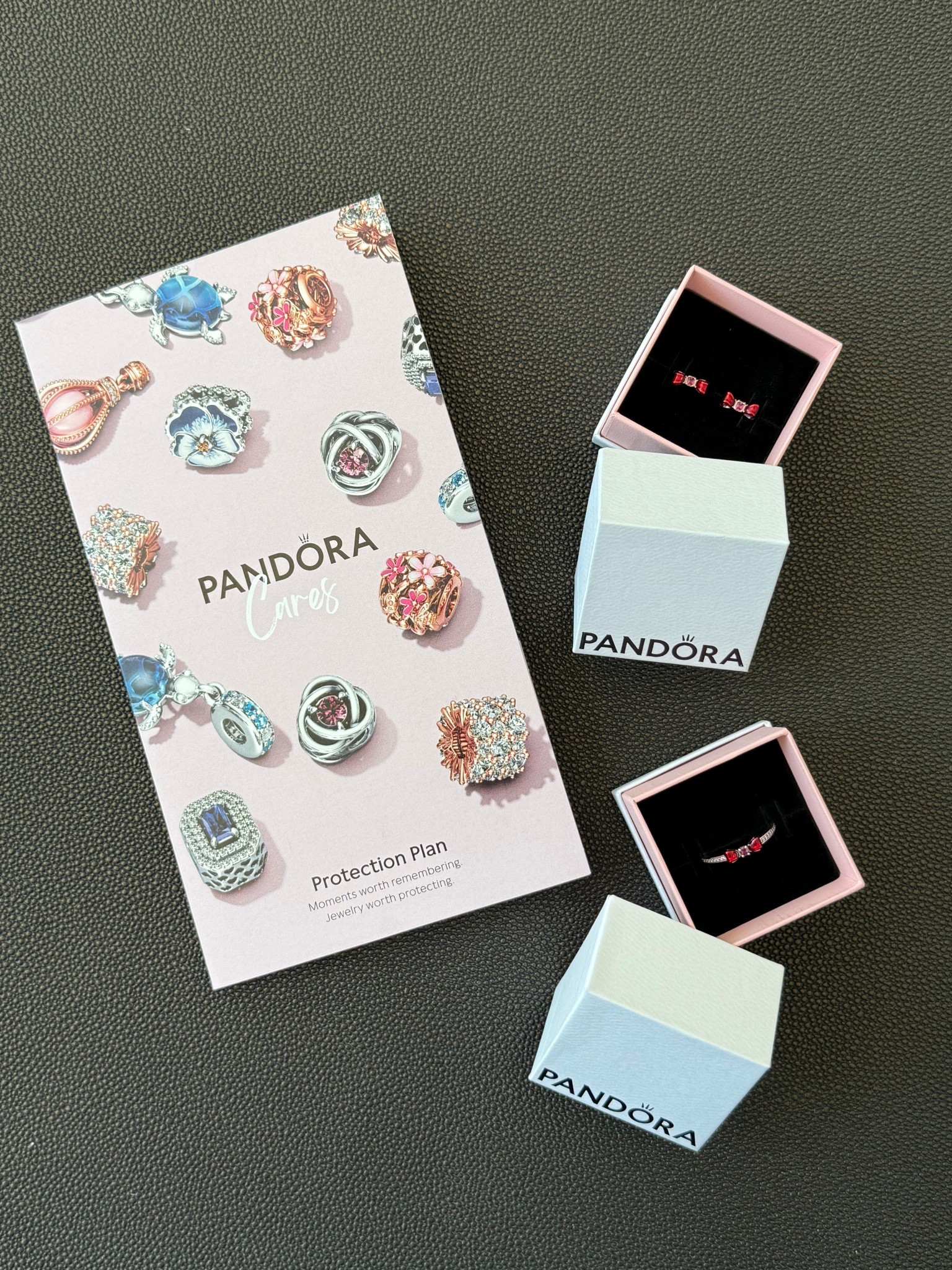 In honor of Disney’s new film, Snow White 💙✨🍎 #pandora #disney #disneyprincess #pandoraxdisney 

#LTKFindsUnder100 #LTKStyleTip