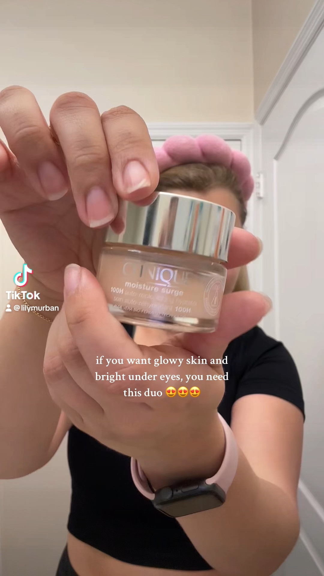 I absolutely LOVE this duo from Clinique! The moisturizer is great especially for the cooler months. It is very moisturizing, but also feels lightweight on the skin. The rollerball feels amazing under the eyes, especially in the morning or after a long day! 