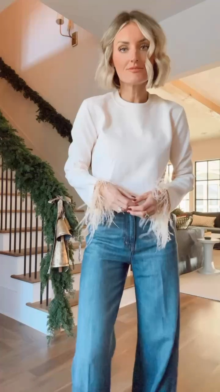 This top is so soft I love the feather detail! Wearing XS/25


Loverly grey, jeans, winter outfit, holiday outfit 

#LTKSeasonal #LTKHoliday #LTKStyleTip