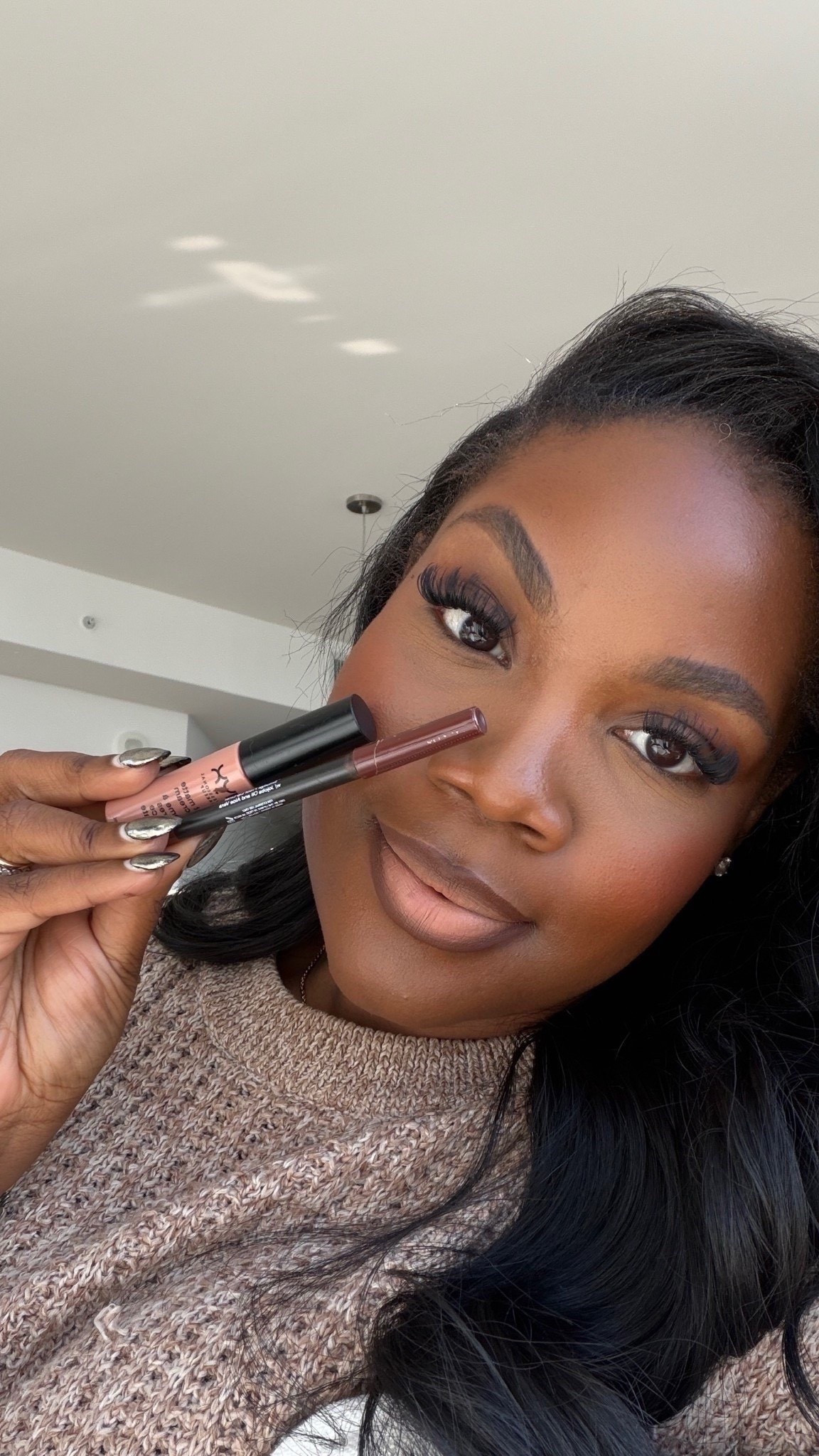 Got to lip combo 💋

Lip combo: 
The Lip Bar liner (Straight Living)
NYX soft matte cream (London)

Black girl lip combo, makeup routine, nude lip combo, Emmy Petit , emmyypetit

#LTKMidsize #LTKBeauty #LTKgrwm