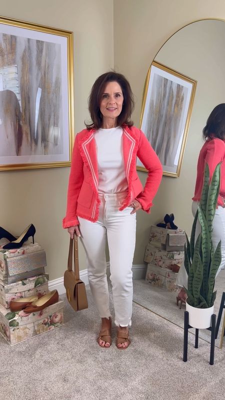 Petite spring jacket from Nic&Zoe.  Runs TTS.  Great as that third piece this seasons.  Great with all white, pinks and corals, and with a graphic tee.

Wearing with my most worn Inez sandals that go with so much.  Use code BETH15 for 15% off
#ltkpetite #petite


#LTKover40 #LTKworkwear #LTKshoecrush