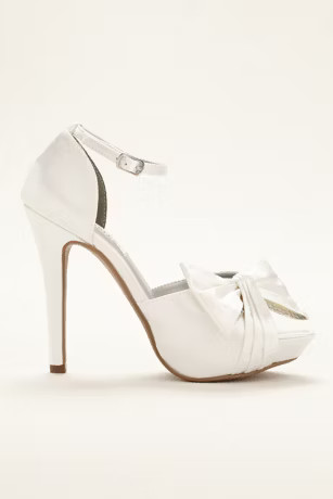 Jay Dyeable Platform Peep Toe Pump | Davids Bridal