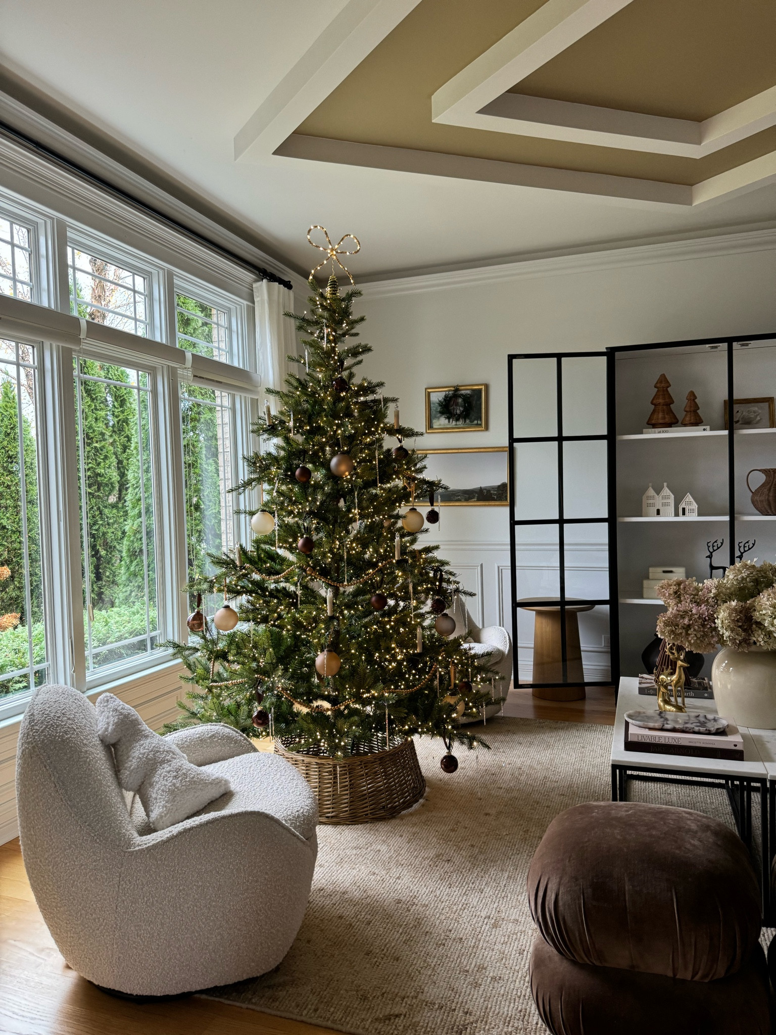 Our living room Christmas tree! 

#christmastree #christmas #christmasdecor #livingroom 

#LTKHome #LTKSeasonal #LTKHoliday