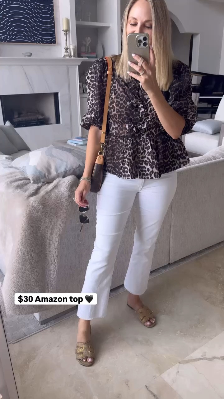 $30 Amazon leopard top I'm loving! Wearing a small . Fall trend I love! 

#LTKFindsUnder50 #LTKOver40 #LTKFindsUnder100