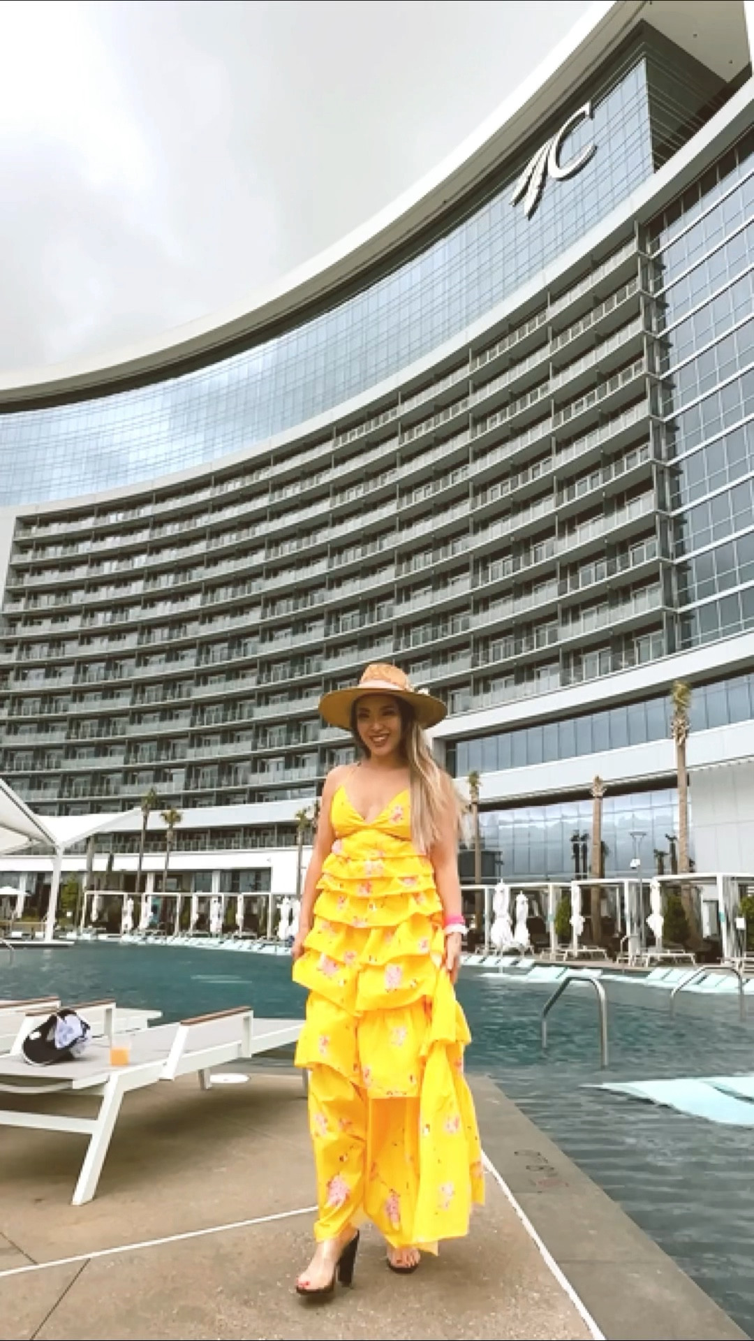 Summer poolside dress - size XS / TTS
Puff sleeve pink bikini - size S / TTS


#LTKSeasonal #LTKswim #LTKtravel