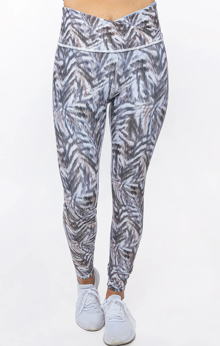 Cross Over Reversible Legging in Primitive & Chrysalis | Bunker Branding Co/The Linc/ Linc Active