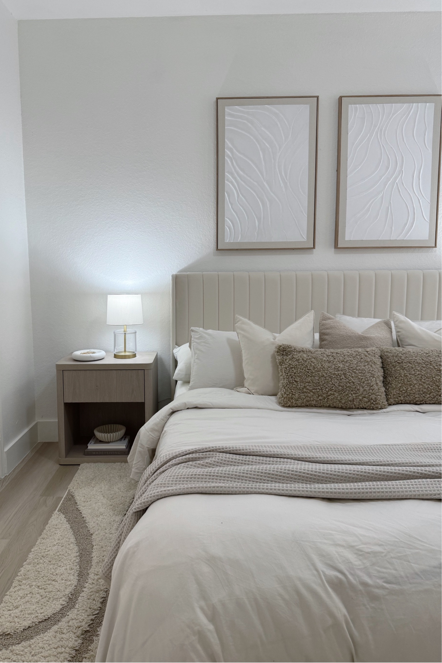 Neutral bedroom decor☁️🛏️#LTKMostLoved 

#LTKSaleAlert #LTKHome