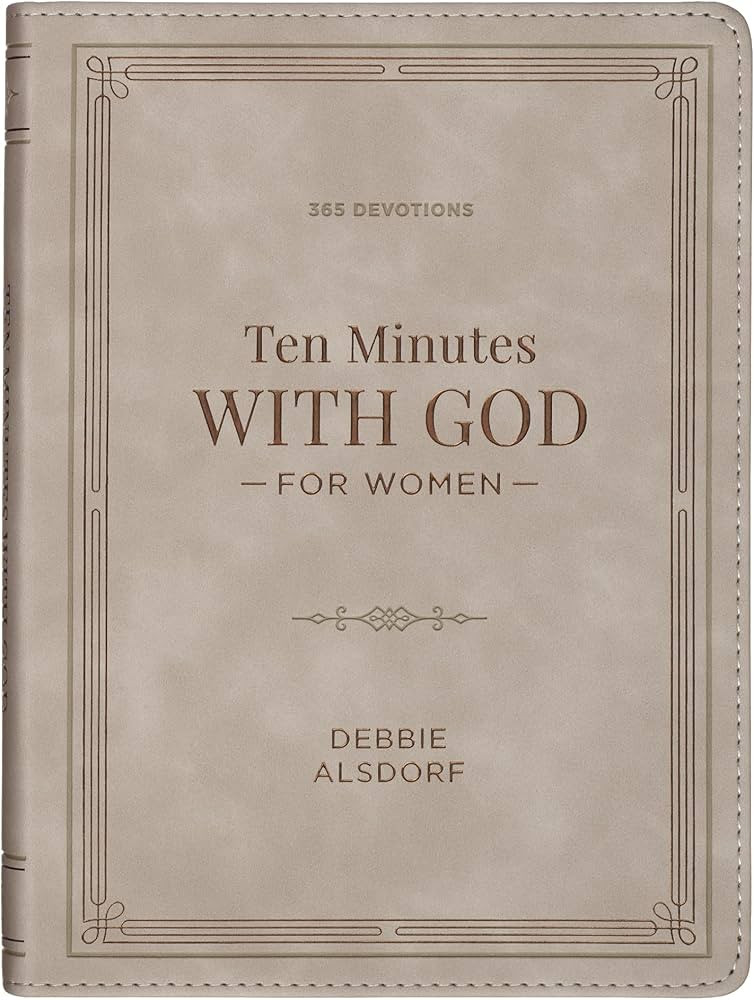 10 Minutes with God for Women: 365 Daily Devotions | Amazon (US)