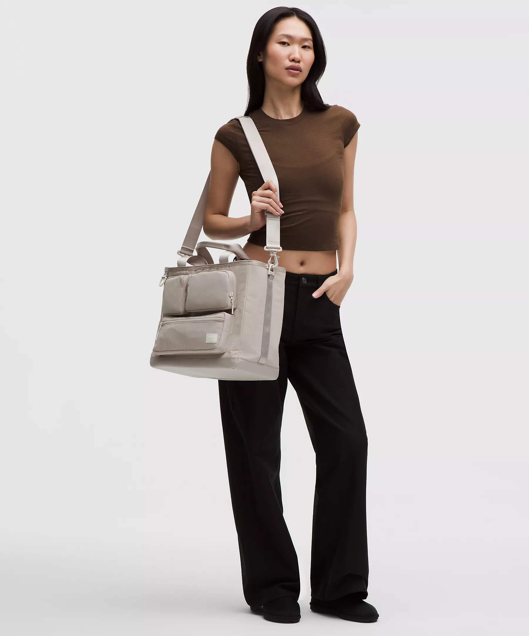 Multi-Pocket Tote Bag 19.5L | Lululemon (US)