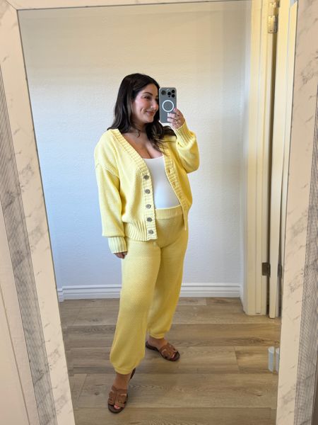 Two piece petite friendly set! Love the yellow💛 lounge set, perfect for travel!

This will also be perfect for postpartum!

Wearing a size small at 34 weeks pregnant- it’s finally starting to feel a little snug in the bump area! 


Lounge set, petite fashion, postpartum fashion, everyday style, casual looks

#LTKStyleTip #LTKTravel #LTKFindsUnder100