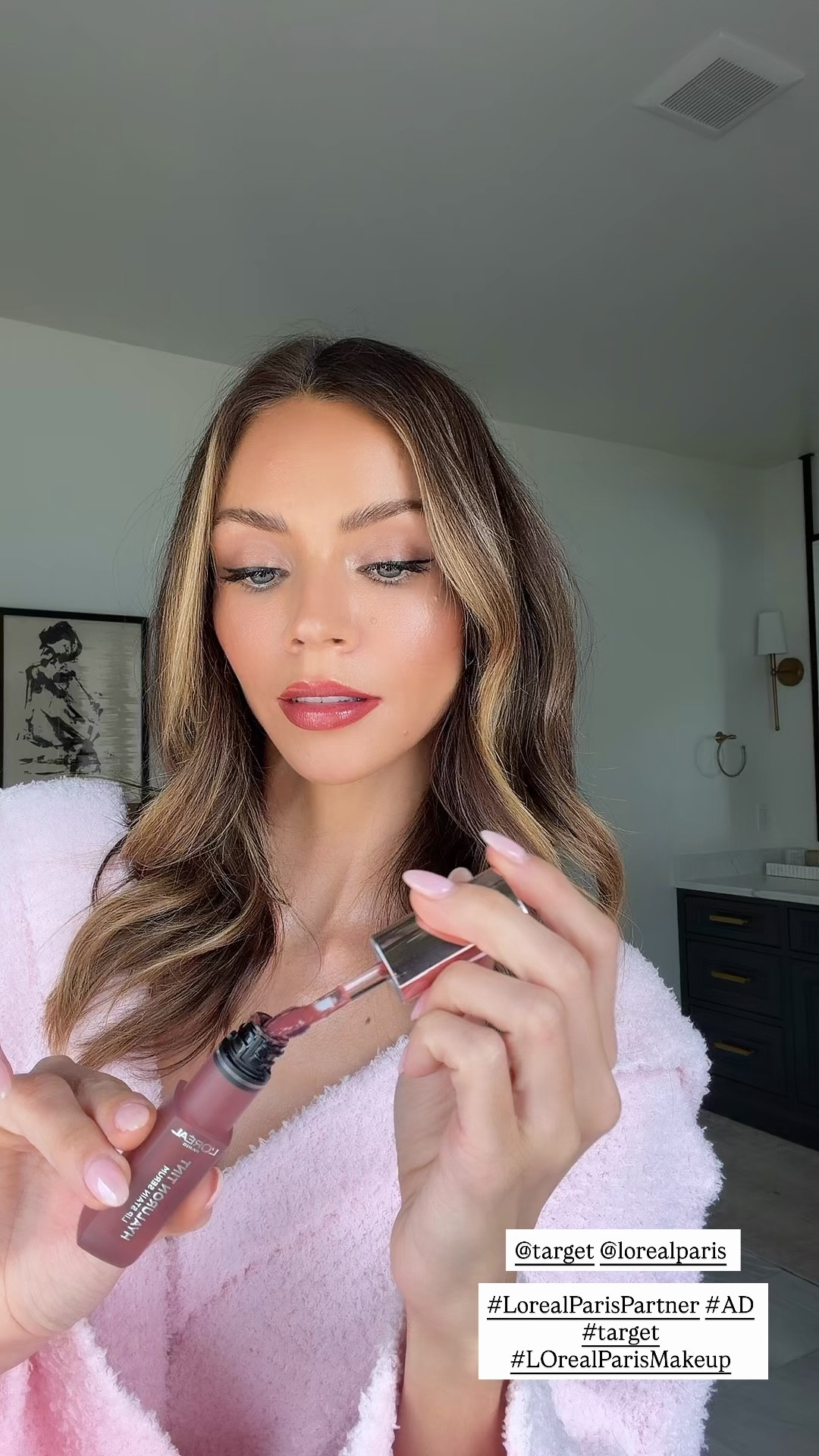 #LorealParisPartner #ad  Spring break glow, on a budget  thanks to @lorealparis ☀️✨Everything in my bag for bronzed skin, long lashes, and juicy lips — all under $50 from @target 🤍 #target #LOrealParisMakeup #SpringBreakBeauty #DrugstoreMakeup #MomGlow #targetpartner @shop.ltk #liketkit 