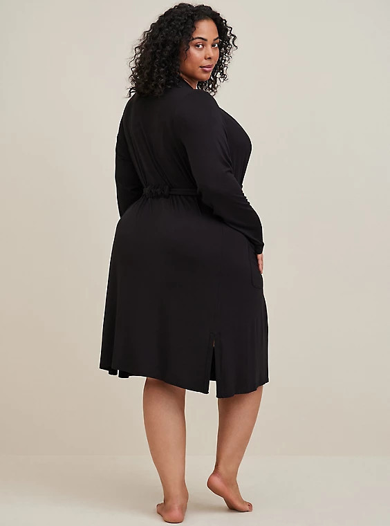 Super Soft Plush Lounge Robe | Torrid (US & Canada)