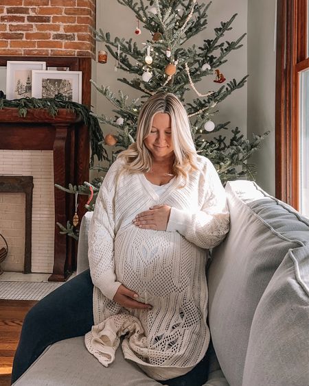 Christmas maternity sweater! Great with winter white leggings and a white undershirt. 



#LTKbump #LTKHoliday #LTKfamily