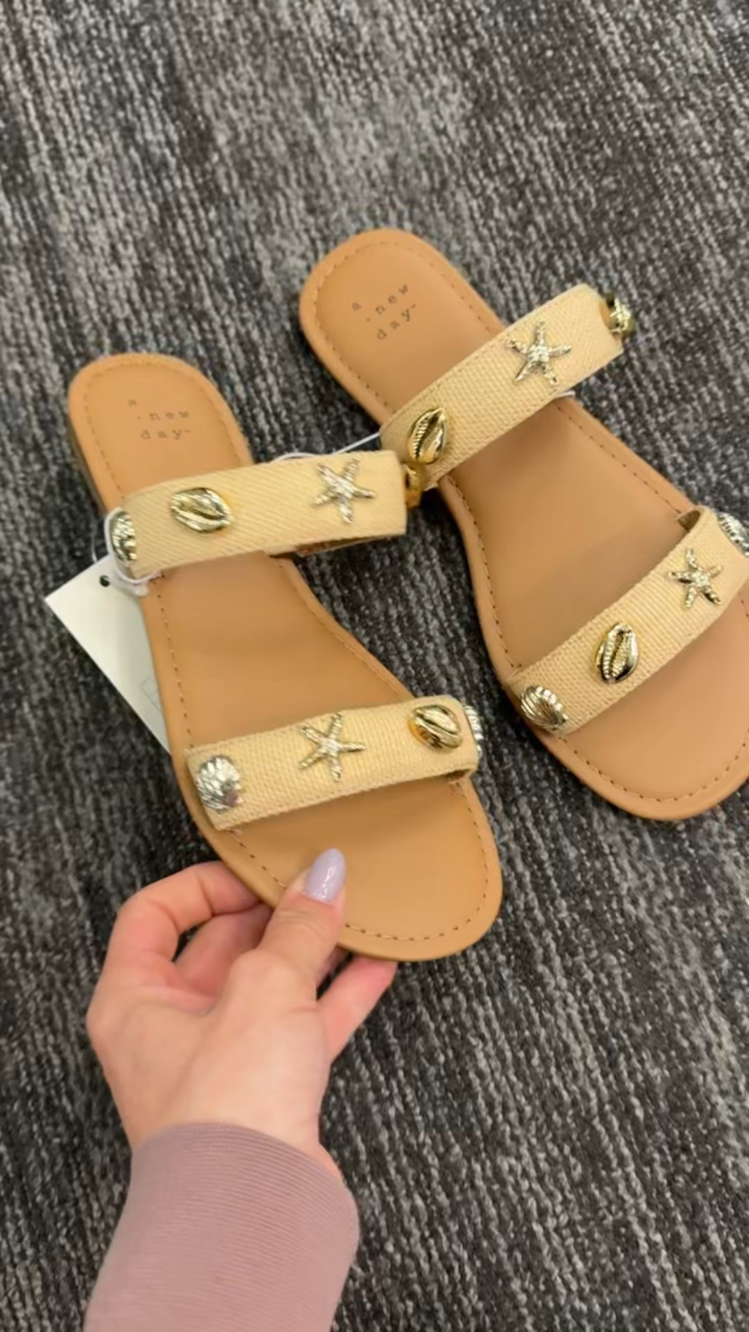 I found the cutest sandals at Target!! Perfect for summer, I love the seashell details 🐚🫶🏼

Target | Sandals | Summer Outfit Inspo

Come Stay Awhile, Amanda Vernaci 