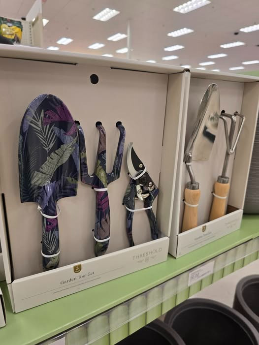 Okay but why are these gardening tools SO good?! 🙌🌸
And now on S A L E 🎉
Do you love gardening or just the cute tools like me? 😂👇
🔗👇
#targetfinds #gardentools #springgarden #gardeninglife #porchdecor #outdoorliving #ltkhome #ltkfinds #salealert #onsale 

 