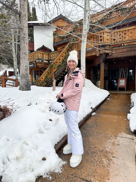 First day skiing in jackson hole! I grew up skiing but it’s been 17 years so we’ll see if it’s like riding a bike. These are actually the same snow pants I wore back then but I’m linking the same brand below   My ski jacket is from dope snow and I can’t link it here  

#LTKSeasonal