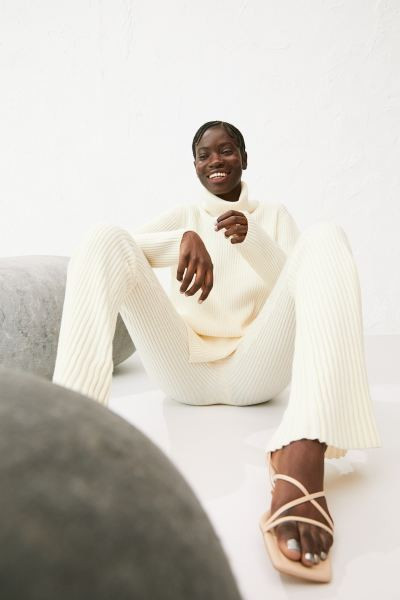 Ribbed Turtleneck Sweater | H&M (US + CA)