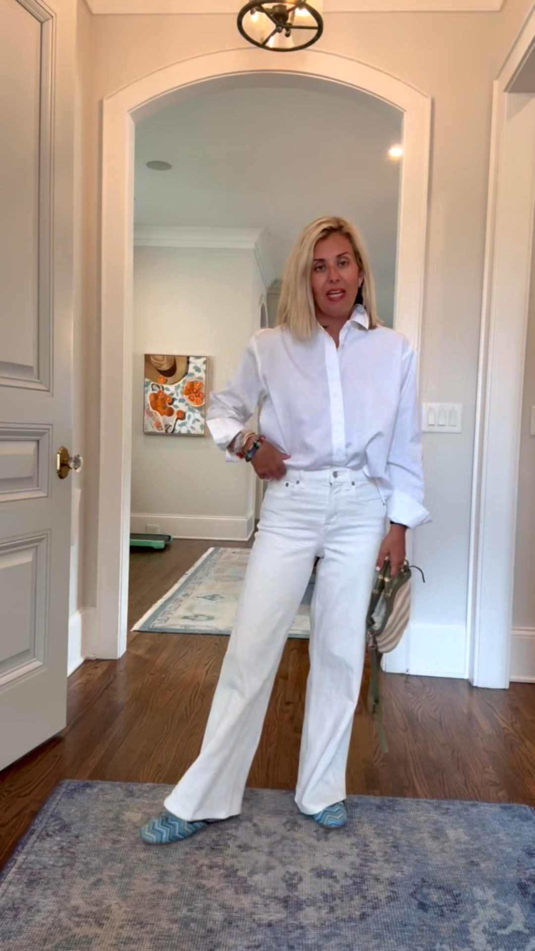 1 piece 5 ways!! The shirt of all shirts!! Love a monochromatic look! 
Top - xs
Jeans - xs petite 
Heels - 8 tts
*code Catherine20 at Allie + Bess

#LTKdayinmylife #LTKootd #LTKmomlife