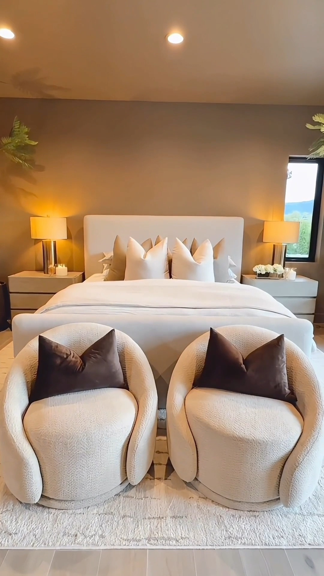 I’ve had the best time revamping these two bedrooms since moving in. Slow and steady, but we’re getting closer to turning this space into our dream home 🤍

Neutral bedroom design
Moody bedroom decor
Bedroom makeover

#summerthompsonstyles


#LTKHome #LTKdayinmylife #LTKvlog