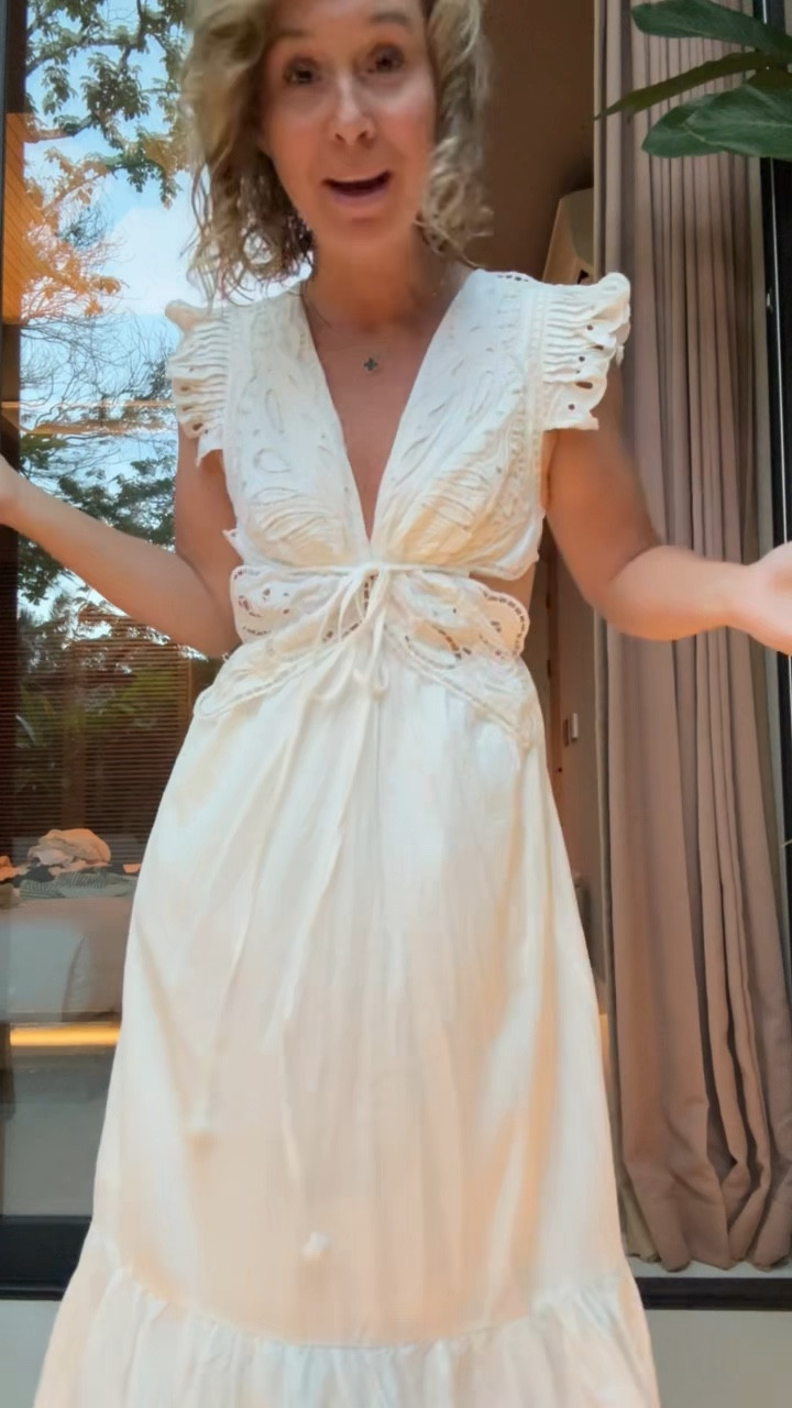 Love this farm rio dress for our dinner on the beach. Perfect for summer day time or parties!

#LTKSummerEdit #LTKStyleTip #LTKTravel