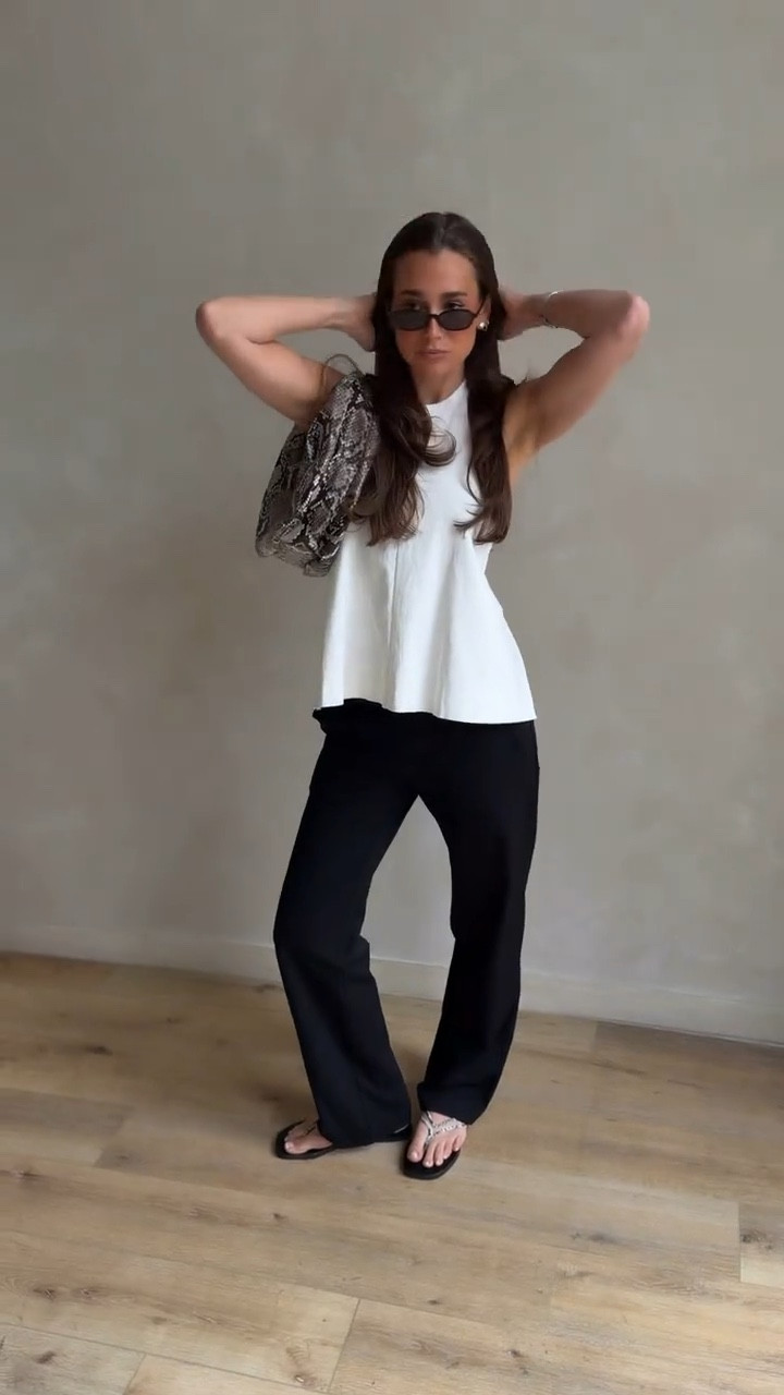 Look of the day 🖤 Top is coming soon to www!

#LTKootd