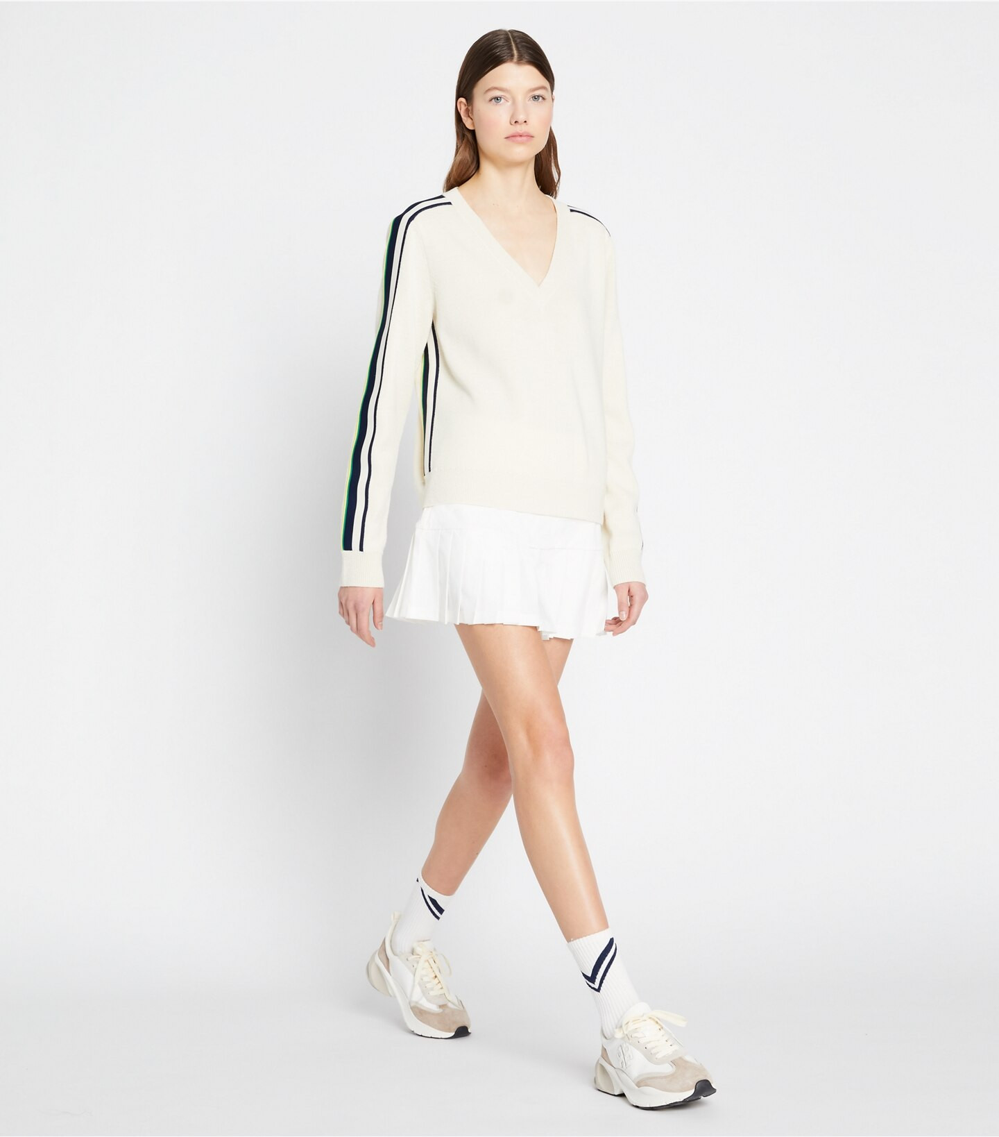WOOL SIDE-STRIPE V-NECK SWEATER | Tory Burch (US)