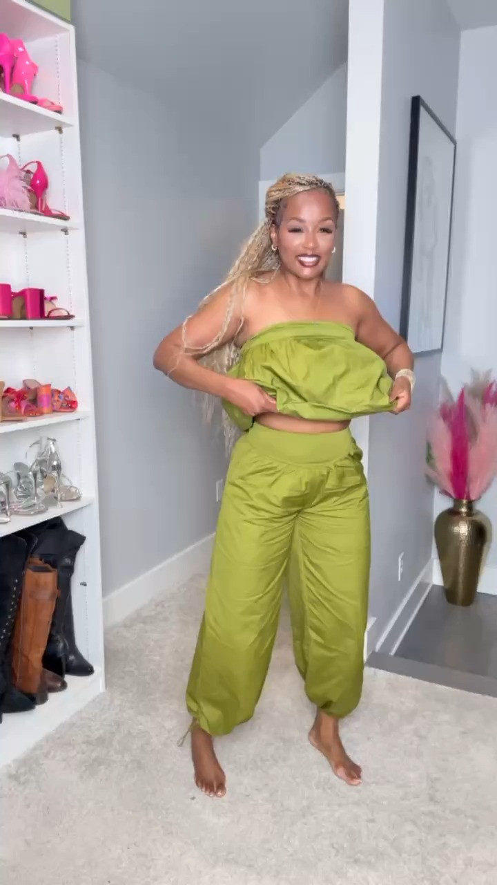 My favorite 2 piece set! 

 #LTKSeasonal #LTKFindsUnder100 #LTKStyleTip