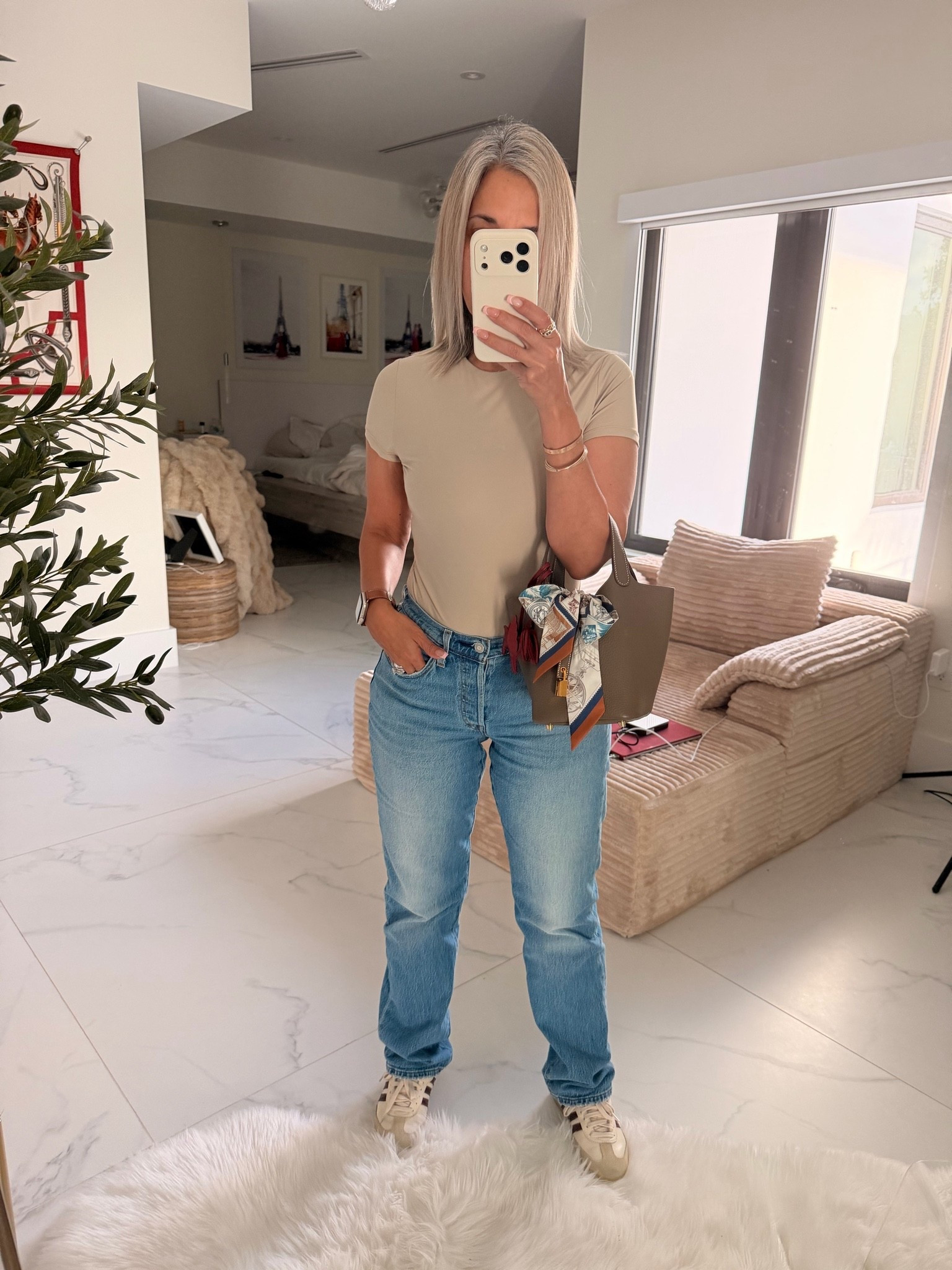 Levi’s Curve 501, Adidas Samba, Hermes Picotin, Hermes Twilly, Hermes Rodeo

#LTKgrwm #LTKootd