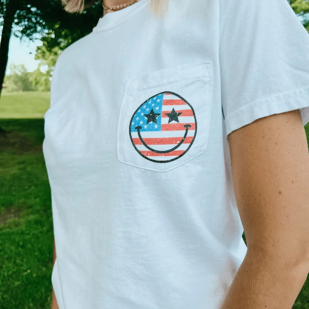 American Smiley Pocket Tee | Mountain Moverz