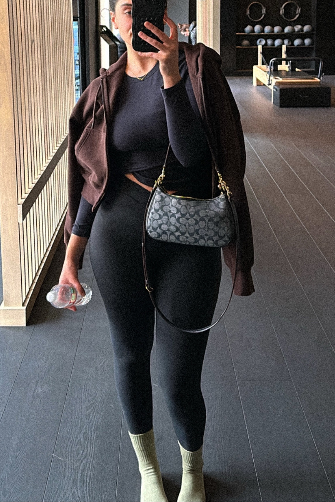 soft & luxe black leggings I wear to Pilates (size M) + my Pilates socks !! 