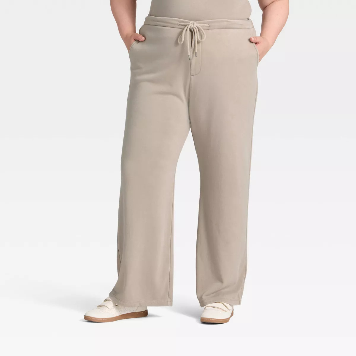 Women's High-Rise Fleece Wide Leg Sweatpants - Universal Thread™ | Target