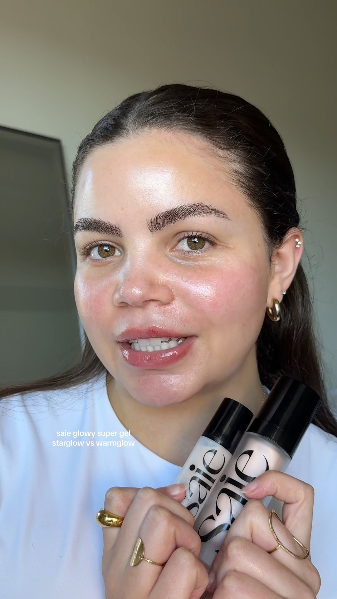 SAIE GLOWY SUPER GEL: Starglow vs Warmglow ⭐️🕯️ which is your favorite?!

Glowy skin | glowy makeup | makeup primers | clean beauty | saie beauty | 

#LTKWatchNow #LTKBeauty #LTKFindsUnder50