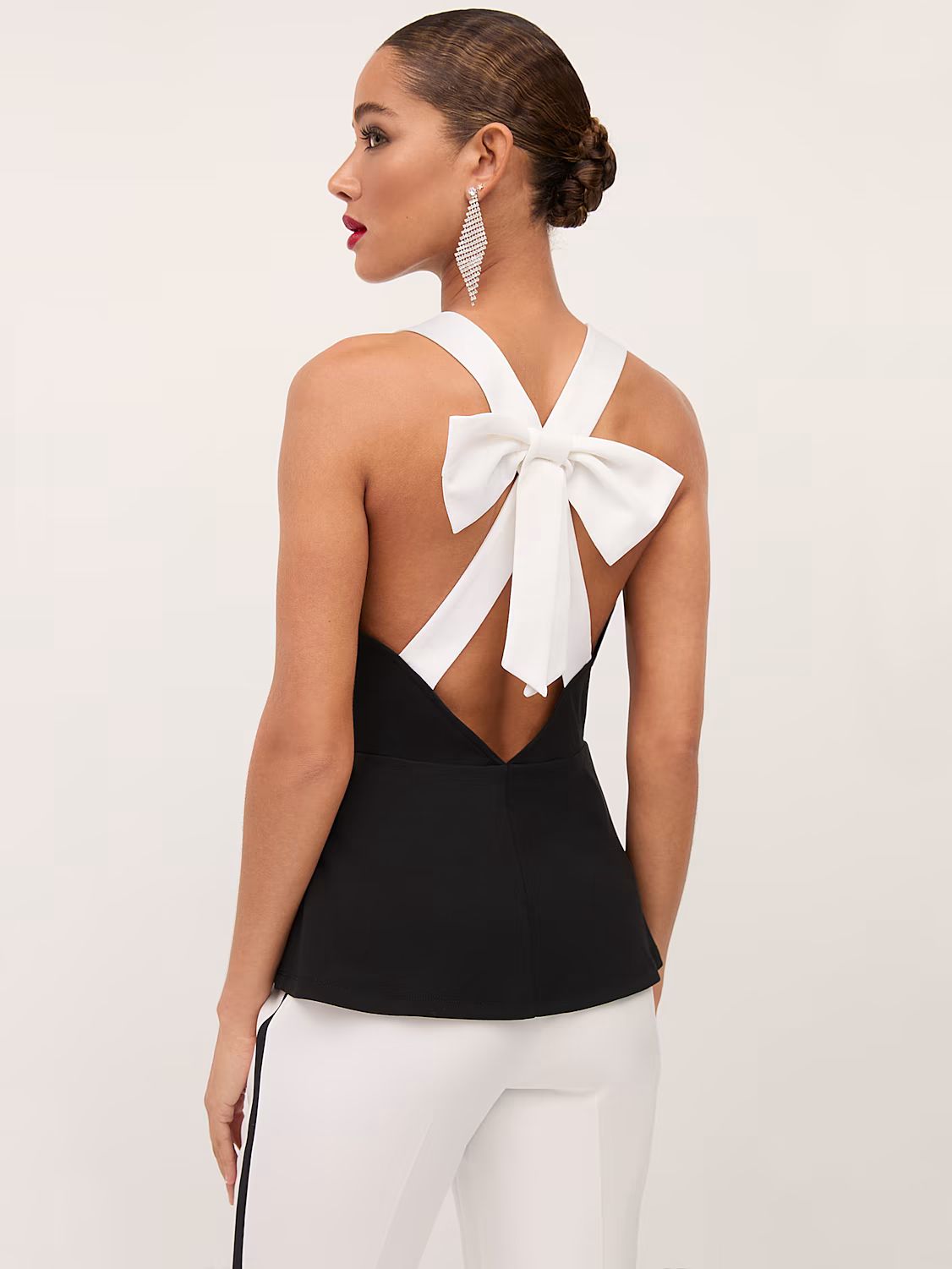 Contrast Bow-Back Knit Top - New York & Company | New York & Company