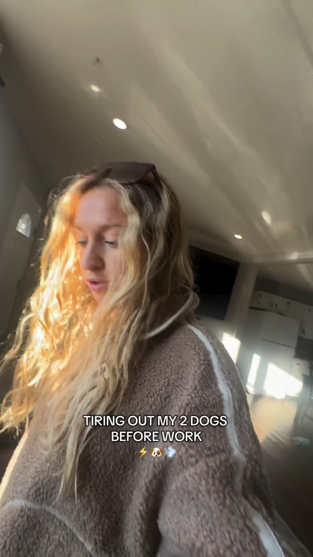 Welcome to the chit chats & dog mom duties 🩷 #vlog #morningroutine #dog #dogmom

#LTKdayinmylife #LTKActive