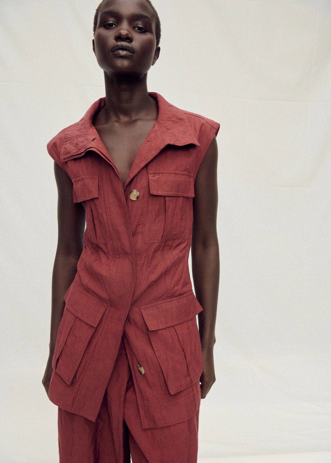 Creased-effect suit waistcoat with pockets - Women | MANGO United Kingdom | MANGO (UK)