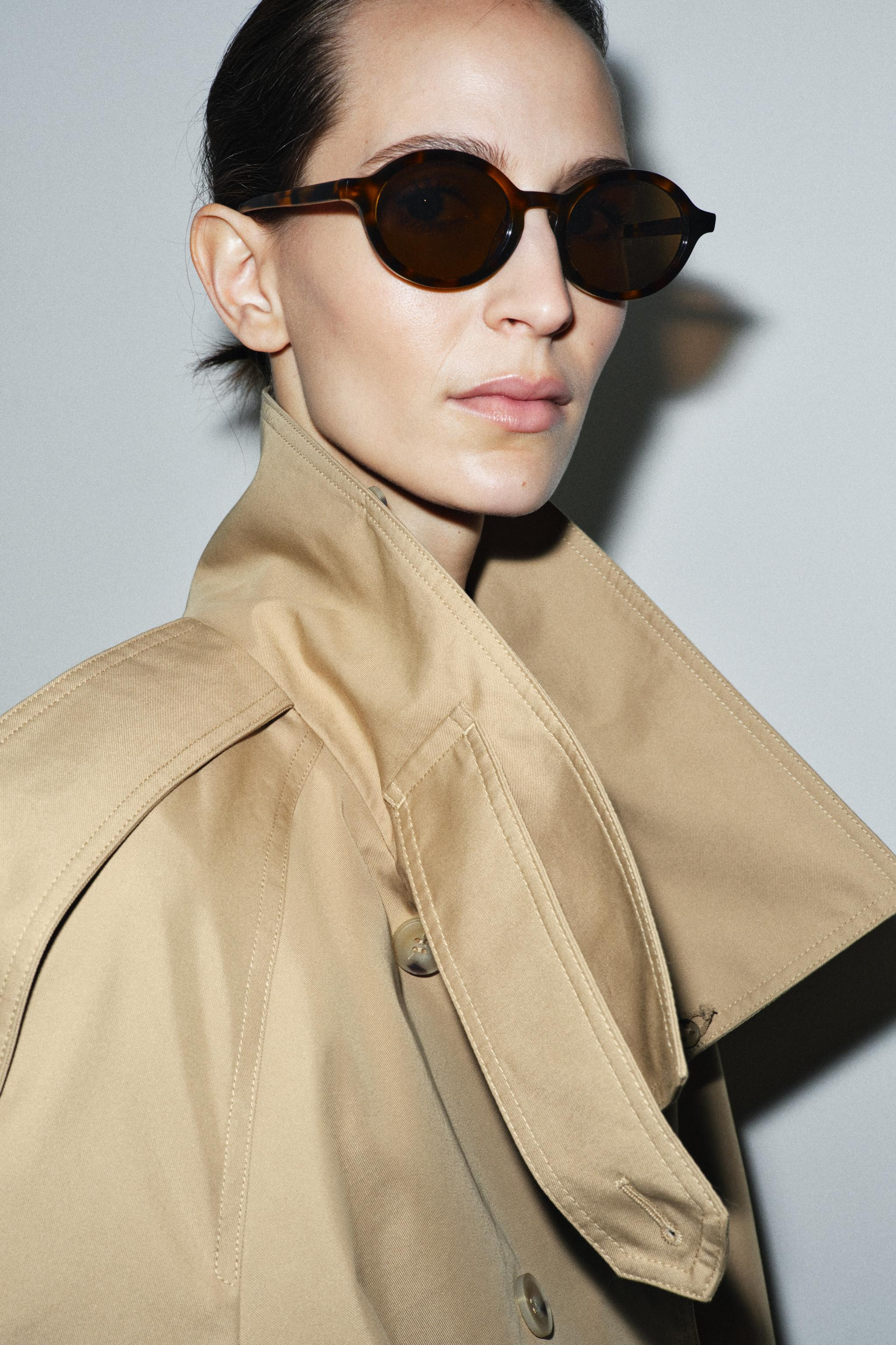 OVAL PLASTIC SUNGLASSES | Zara US