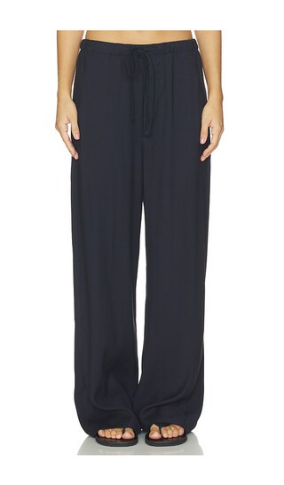 Citizens of Humanity Aurora Pull On Pant in Navy. - size L | Revolve Clothing (Global)