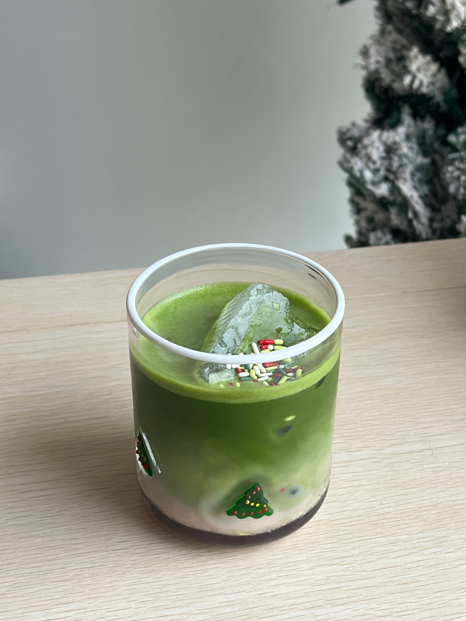 Time to bring out the Christmas matcha glasses 🎄

#LTKHoliday #LTKmorningroutine #LTKfoodie