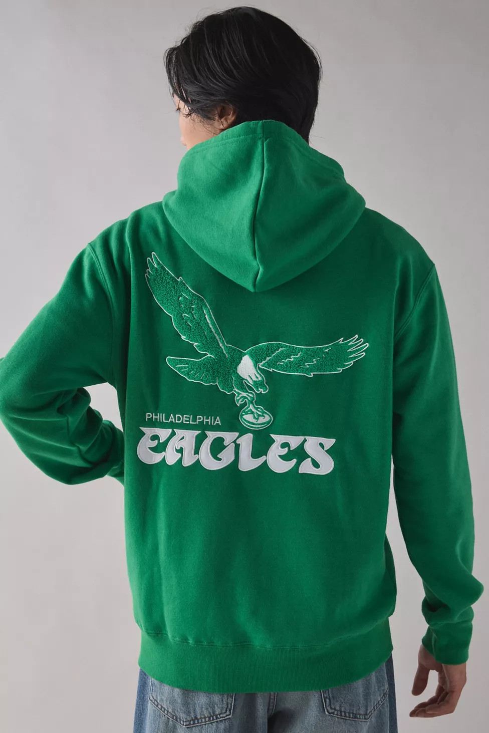 NFL Philadelphia Eagles UO Exclusive Chenille Patch Hoodie Sweatshirt | Urban Outfitters (US and RoW)