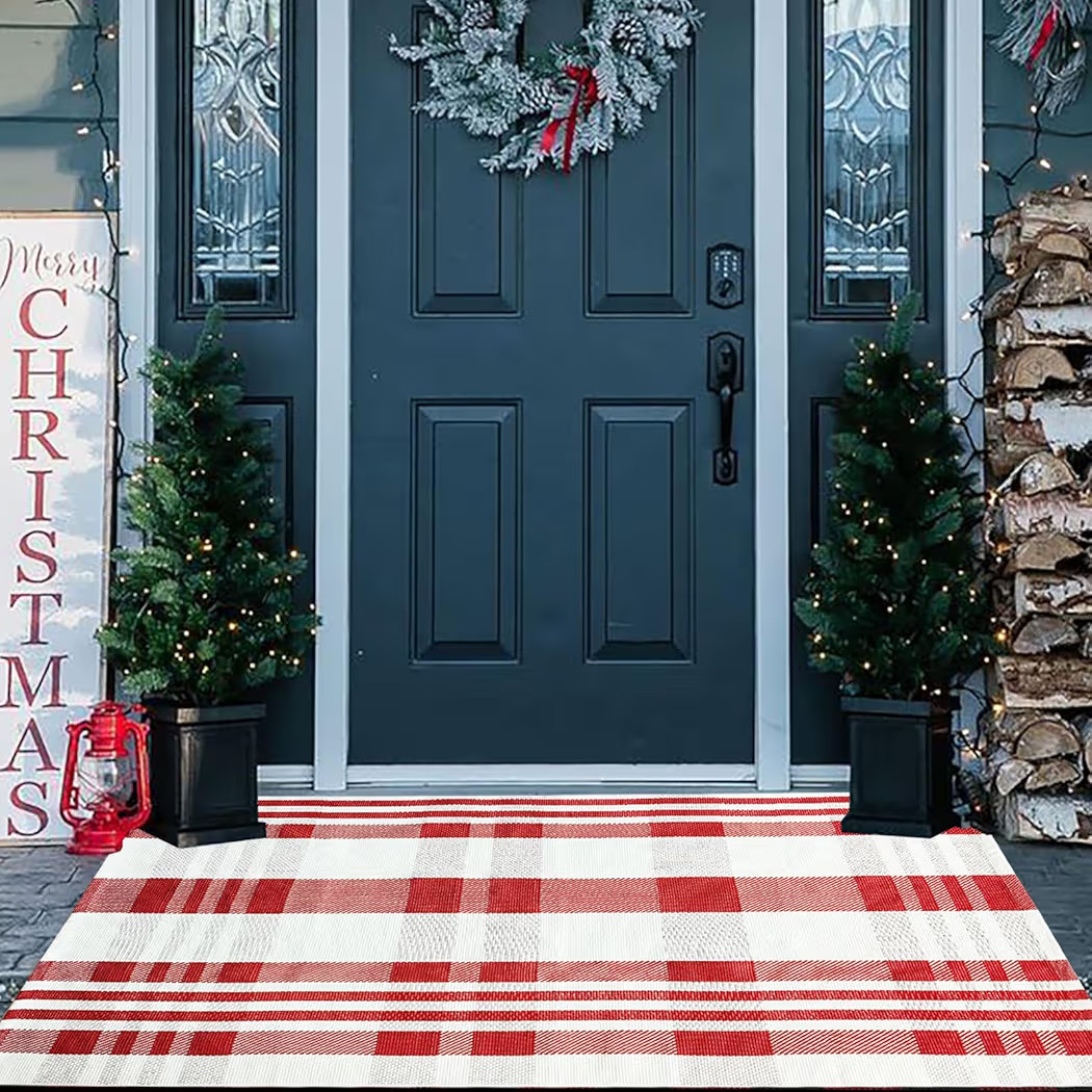 Christmas Plaid Outdoor Rug, 3' x 5' Red&White Check Indoor/Outdoor Area Rug, Layering Rug for He... | Amazon (US)