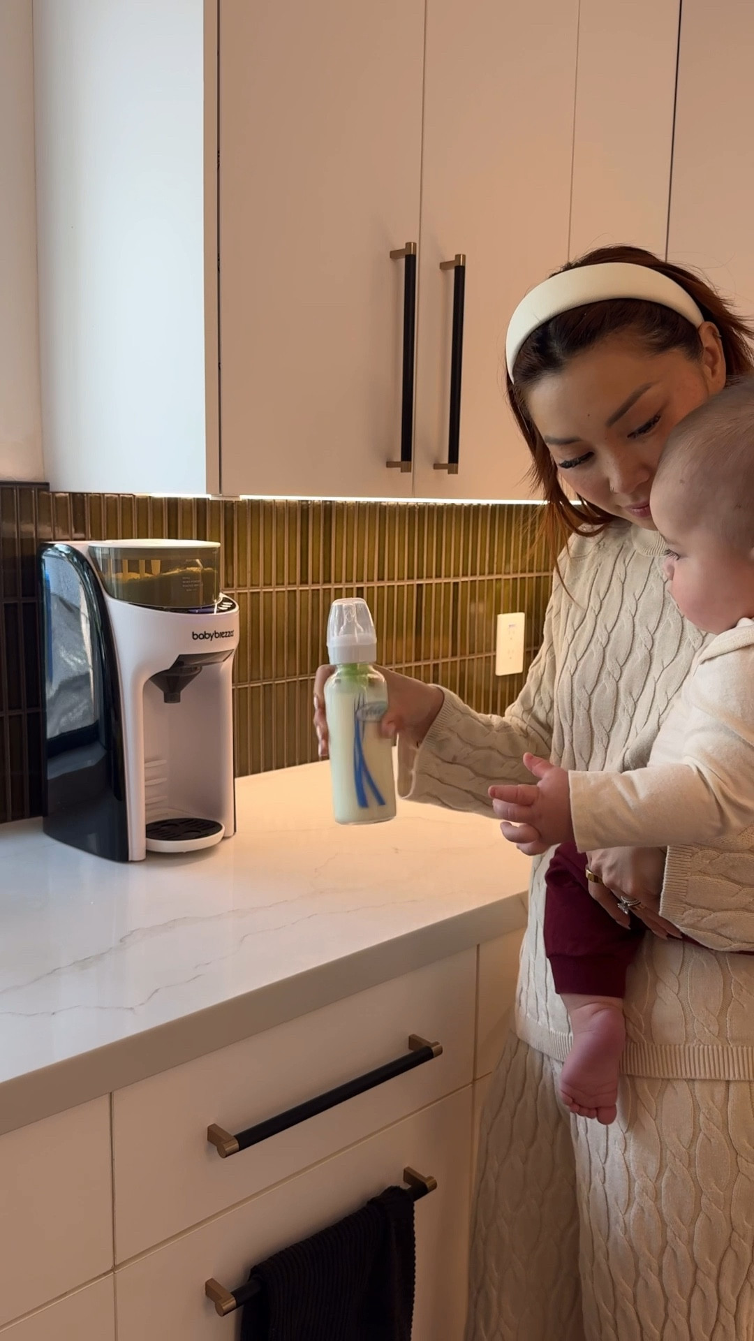 #ad From EBF, to combo feeding, to full formula, @drbrowns @kendamil.usa @babybrezza @target have been through it with me. I could not be more grateful to find the right support for my feeding journey for both kids!

#BabyBrezza #MyDrBrownsBaby #KendamilPartner #TargetPartner #HappyFeeding #EveryFeedYourWay #ComboFeeding

#LTKBaby #LTKKids #LTKmomlife