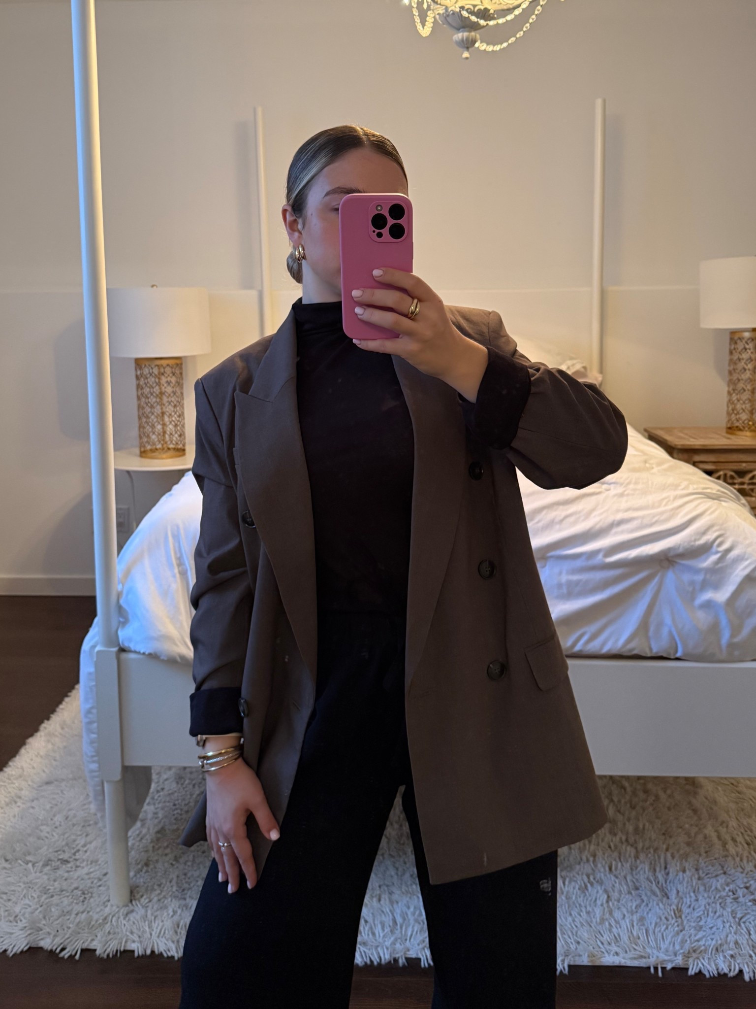 Simple but comfy office fit! Add an easy blazer over a basic tee to elevate it 

#LTKwinter #LTKcanada #LTKworkwear