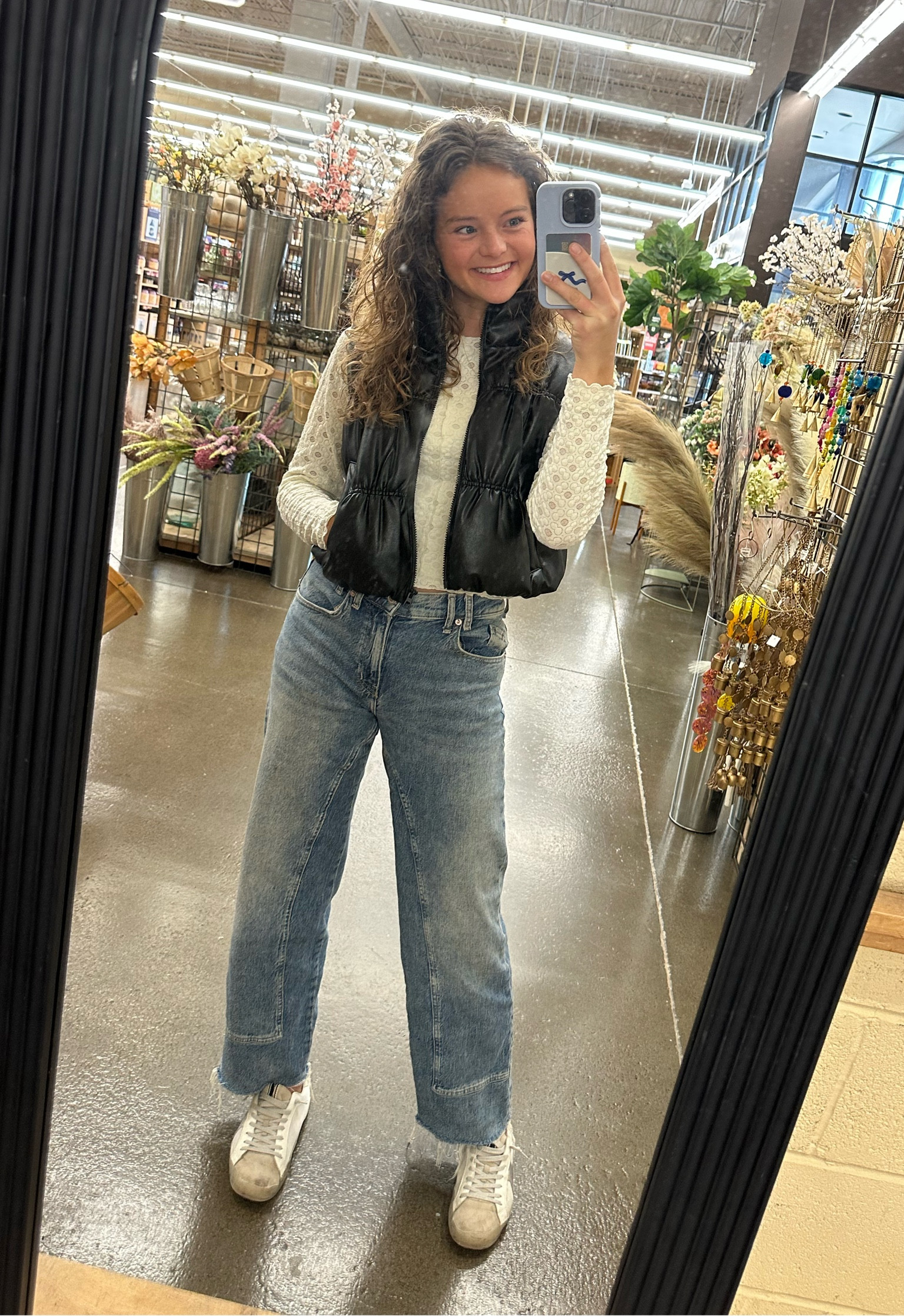christmas shopping outfit ❤️

#LTKHoliday #LTKFindsUnder100 #LTKSeasonal