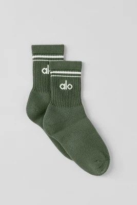 ALO | Half-Crew Throwback Socks in Bamboo Green/White, Size: Small | Alo Yoga