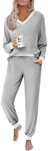 JUSTFASHIONNOW Women's Pajama Sets 2 Piece Striped Lounge Sets Long Sleeve Top and Pants Soft Sle... | Amazon (US)