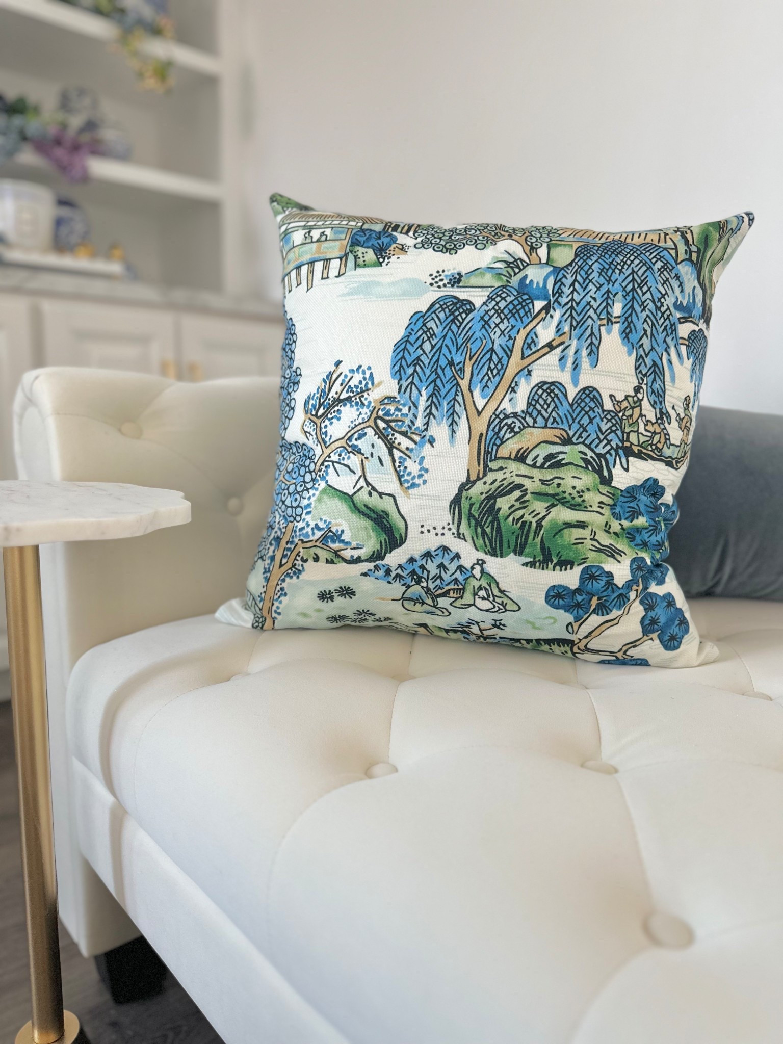 These beautiful, quality chinoiserie style pillow covers are the perfect compliment to your spring decor! They come in several colors, are budget friendly and come in a set of two!💙💚🤍

#LTKSeasonal #LTKSaleAlert #LTKHome